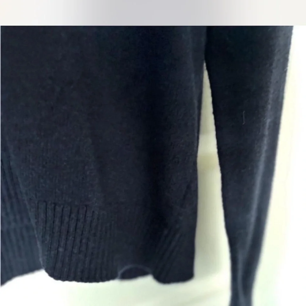 Banana Republic Navy Blue Henley Button Collared Wool Blend Sweater M Fast Ship